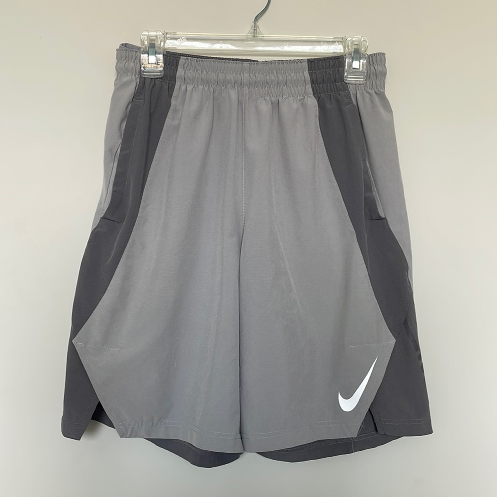 Mens nike elite size medium shorts